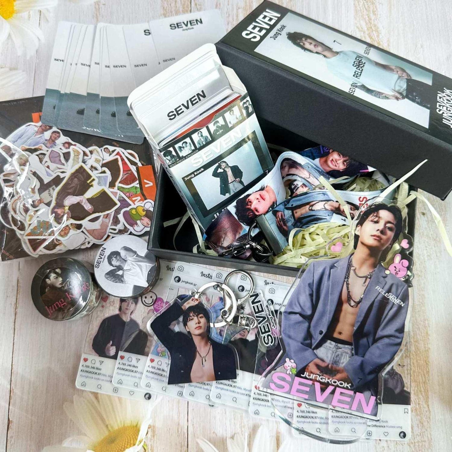 JUNGKOOK SEVEN KIT MIT 159 TEILEN (GESCHENKBOX MIT VERSCHIEDENEN ARTIKELN!✨)