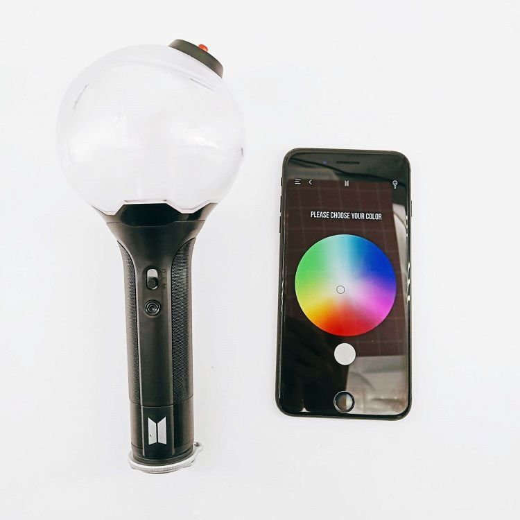BTS ARMYBOMB - LICHTSTAB MIT FOTOKARTEN VERSION 3 UND VERSION 4