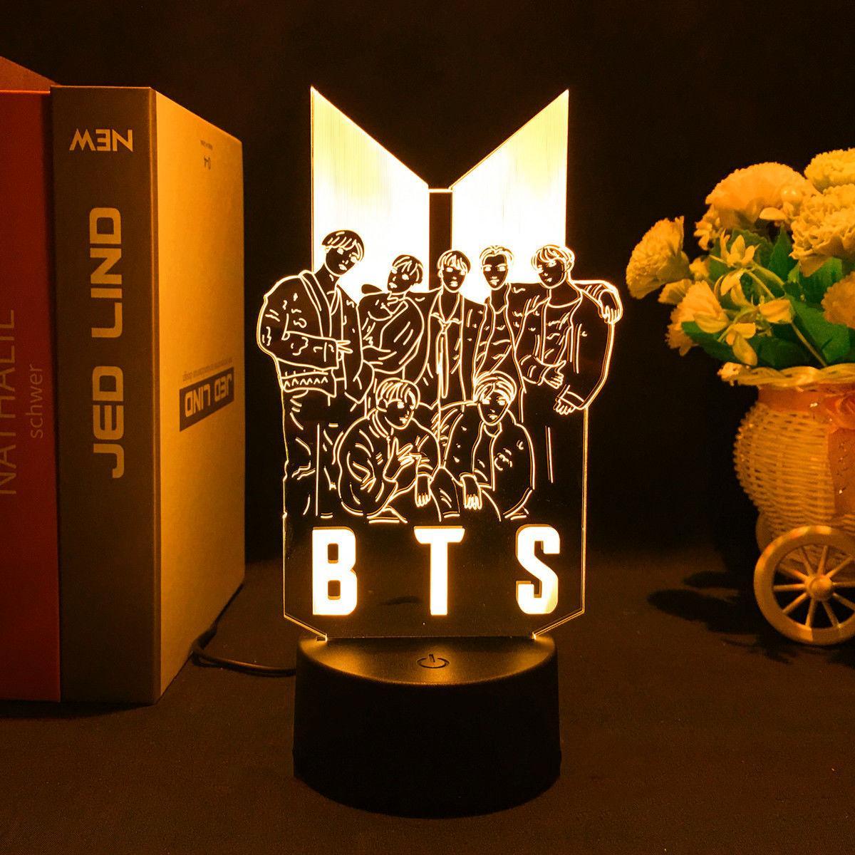 BTS LAMPE LED LICHT ÄNDERT FARBE (16 FARBEN) MIT FERNBEDIENUNG