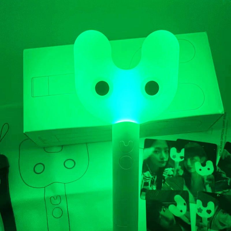 LIGHTSTICK NEWJEANS NJZ BLUETOOTH MIT PHOTOKARTEN