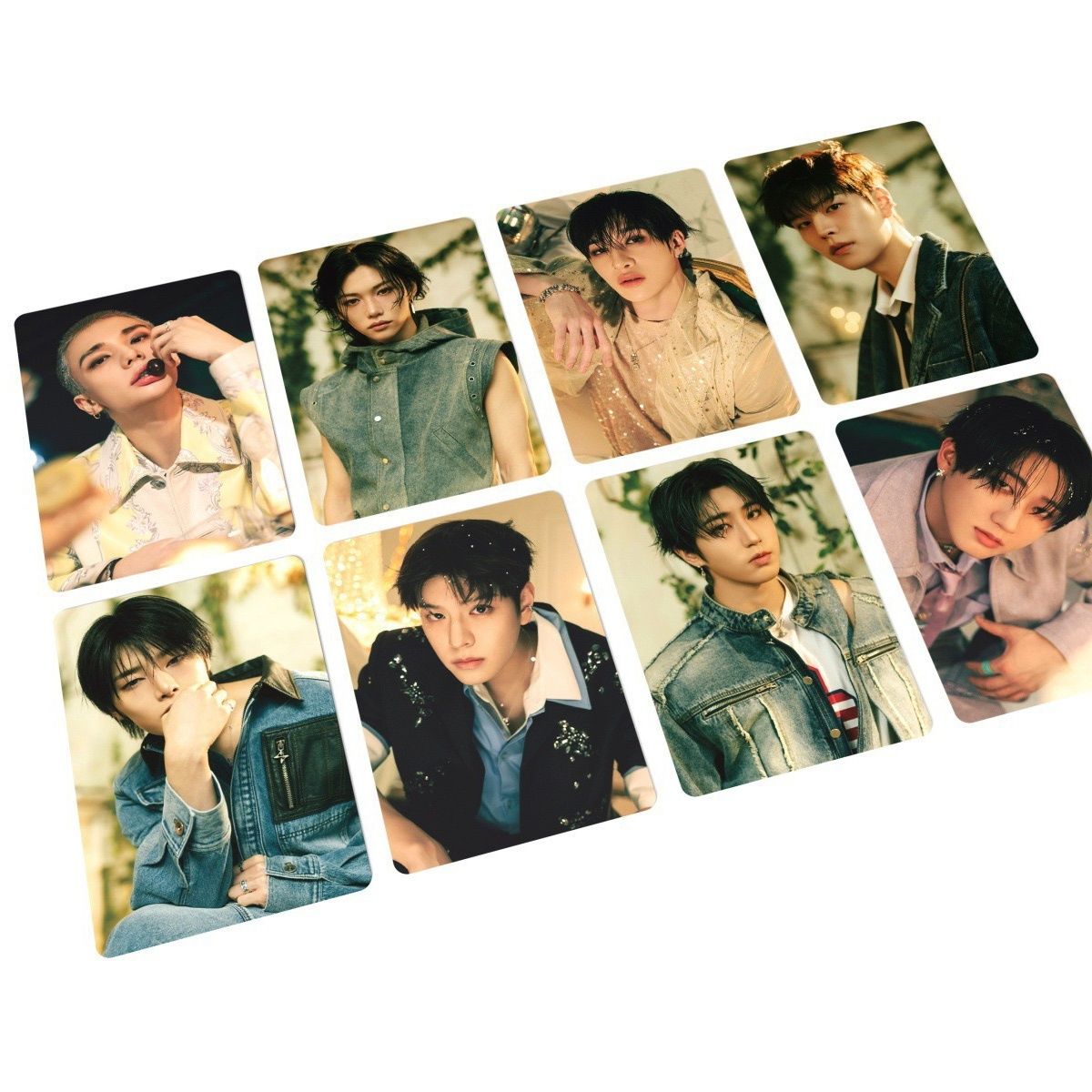 STRAY KIDS MERCH FOTOKARTEN HOLO KIT 127 STÜCK (55 FOTOKARTEN + 72 STICKER)